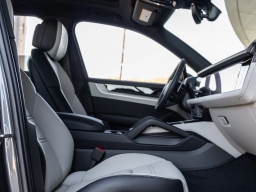 Porsche Cayenne E-Hybrid AWD 2026