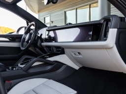 Porsche Cayenne E-Hybrid AWD 2026