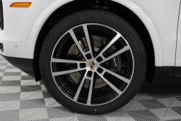 Porsche Cayenne E-Hybrid AWD 2026