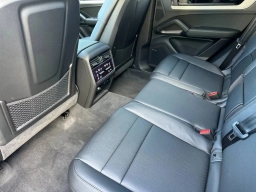 Porsche Cayenne E-Hybrid AWD 2026