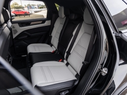 Porsche Cayenne E-Hybrid AWD 2026