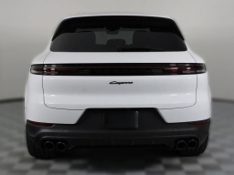 Porsche Cayenne E-Hybrid AWD 2026