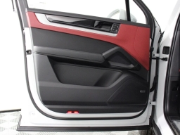 Porsche Cayenne E-Hybrid AWD 2026