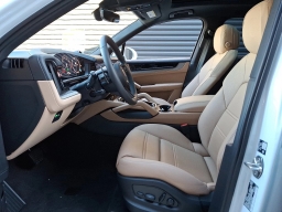 Porsche Cayenne E-Hybrid AWD 2026