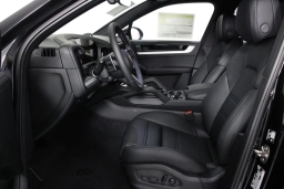 Porsche Cayenne E-Hybrid AWD 2026