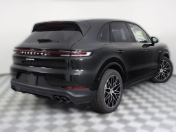 Porsche Cayenne E-Hybrid AWD 2026