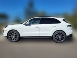 Porsche Cayenne E-Hybrid AWD 2026