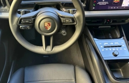 Porsche Cayenne E-Hybrid AWD 2026