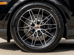 Porsche Cayenne E-Hybrid AWD 2026