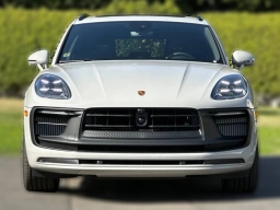 Porsche Macan GTS AWD 2026