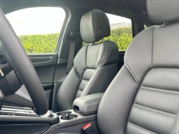 Porsche Macan GTS AWD 2026