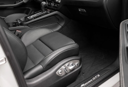 Porsche Macan GTS AWD 2026