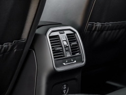 Porsche Macan GTS AWD 2026