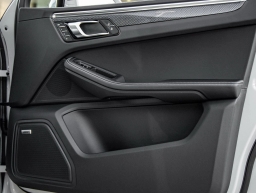 Porsche Macan GTS AWD 2026