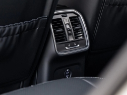 Porsche Macan GTS AWD 2026