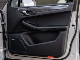 Porsche Macan GTS AWD 2026