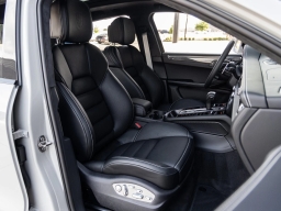 Porsche Macan GTS AWD 2026