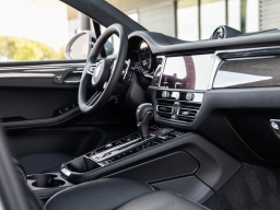 Porsche Macan GTS AWD 2026