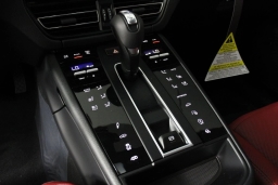 Porsche Macan GTS AWD 2026