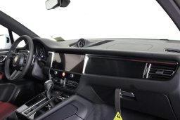 Porsche Macan GTS AWD 2026