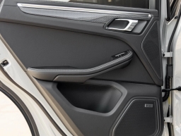 Porsche Macan GTS AWD 2026