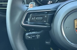 Porsche Macan GTS AWD 2026