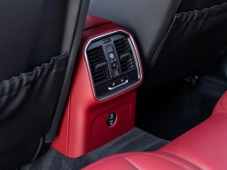 Porsche Macan GTS AWD 2026