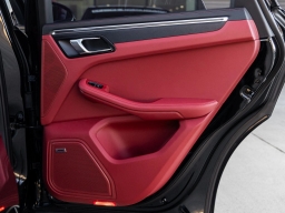 Porsche Macan GTS AWD 2026