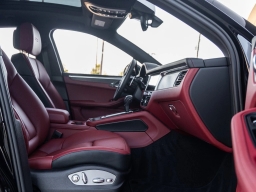 Porsche Macan GTS AWD 2026