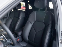 Porsche Macan GTS AWD 2026