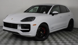 Porsche Cayenne GTS AWD 2026