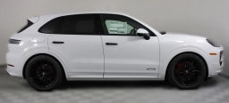 Porsche Cayenne GTS AWD 2026