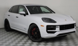 Porsche Cayenne GTS AWD 2026
