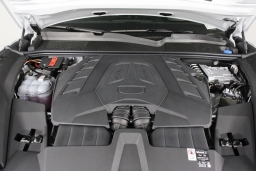 Porsche Cayenne GTS AWD 2026