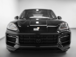 Porsche Cayenne GTS AWD 2026