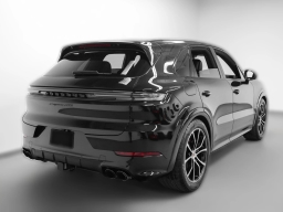 Porsche Cayenne GTS AWD 2026