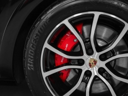 Porsche Cayenne GTS AWD 2026