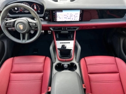 Porsche Cayenne GTS AWD 2026