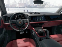 Porsche Cayenne GTS AWD 2026