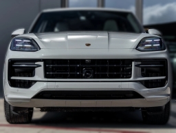 Porsche Cayenne GTS AWD 2026