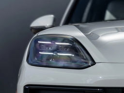 Porsche Cayenne GTS AWD 2026