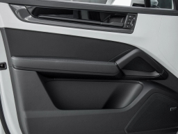 Porsche Cayenne GTS AWD 2026