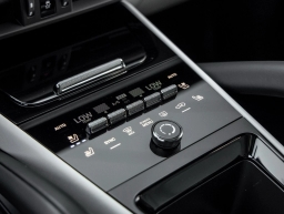 Porsche Cayenne GTS AWD 2026