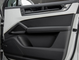 Porsche Cayenne GTS AWD 2026