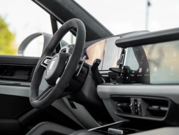 Porsche Cayenne GTS AWD 2026