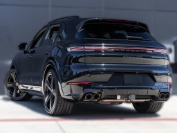 Porsche Cayenne GTS AWD 2026