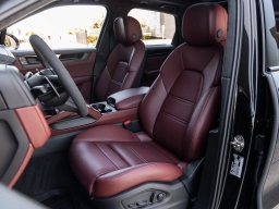 Porsche Cayenne GTS AWD 2026