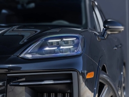 Porsche Cayenne GTS AWD 2026