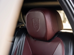 Porsche Cayenne GTS AWD 2026