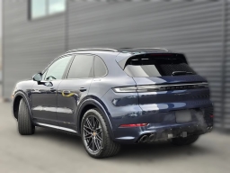 Porsche Cayenne GTS AWD 2026